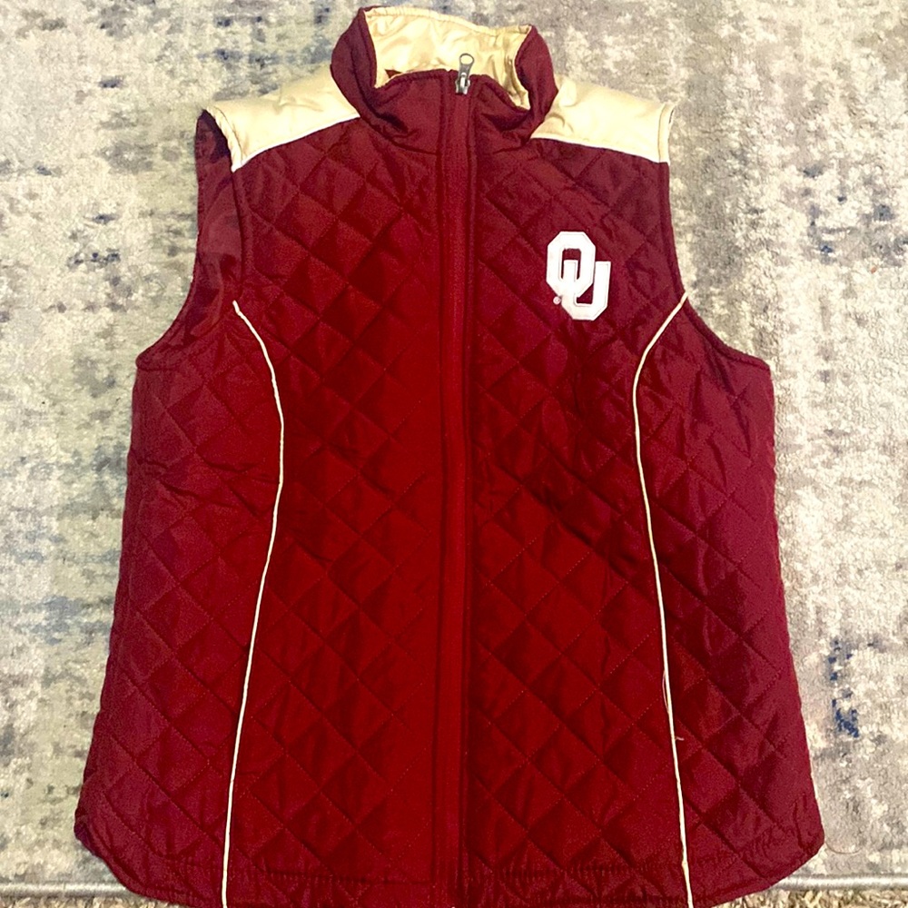 Crimson and cream University of Oklahoma Sooners vest